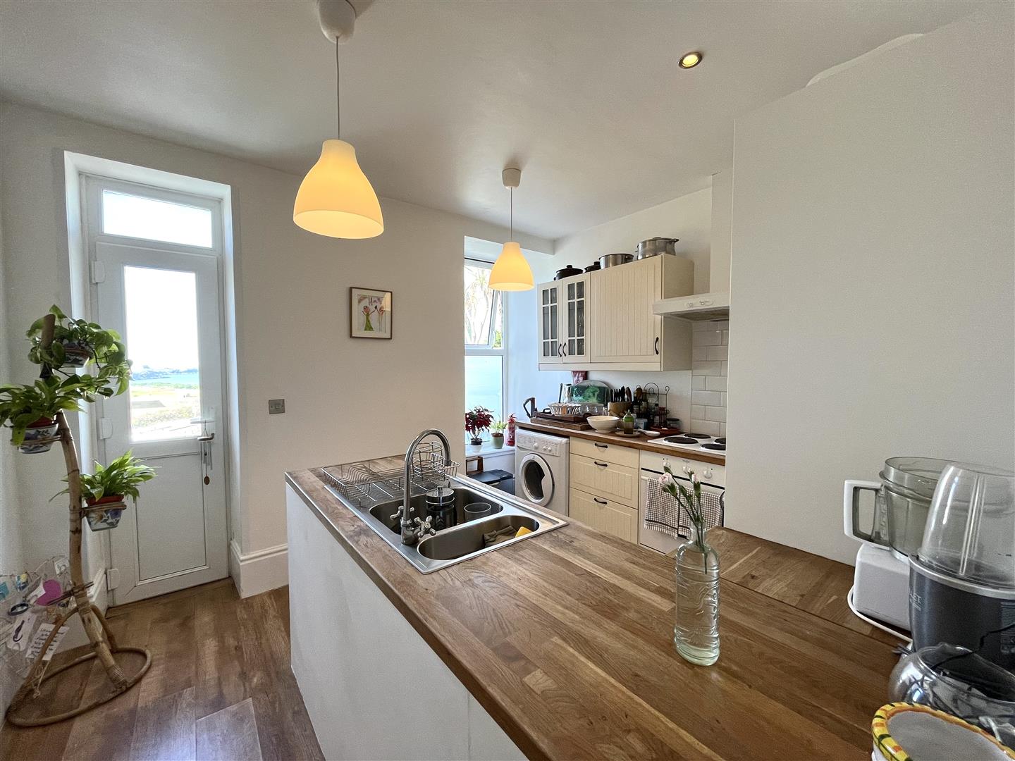 Dane Road, Newquay photo - 3